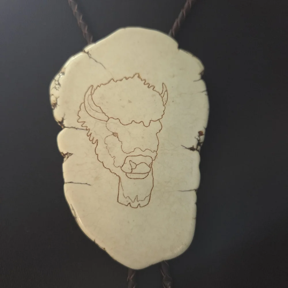 Southwestern Large Buffalo Lazer Cut Howlite Slab Bolo Tie Necklace Western
